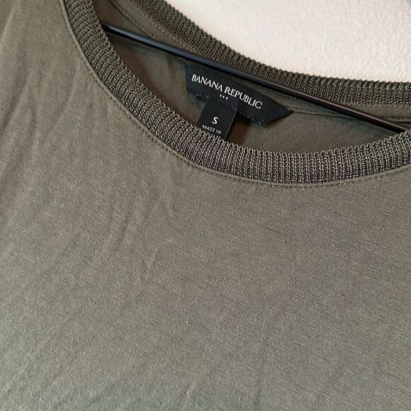 Banana Republic Small Long Tank - Picture 2 of 5